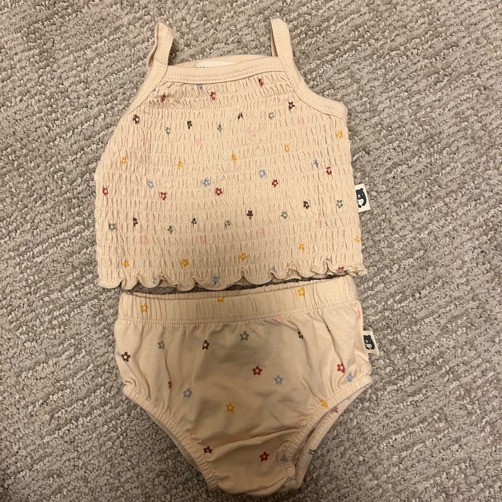Beige Baby Outfit with Floral Embroidery